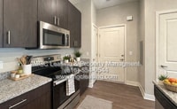 Building Photo - 1 Bedroom Luxury Apartment in the Northland of KCMO