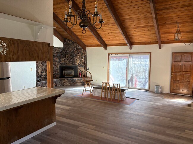 Building Photo - One level cabin with fenced backyard and garage