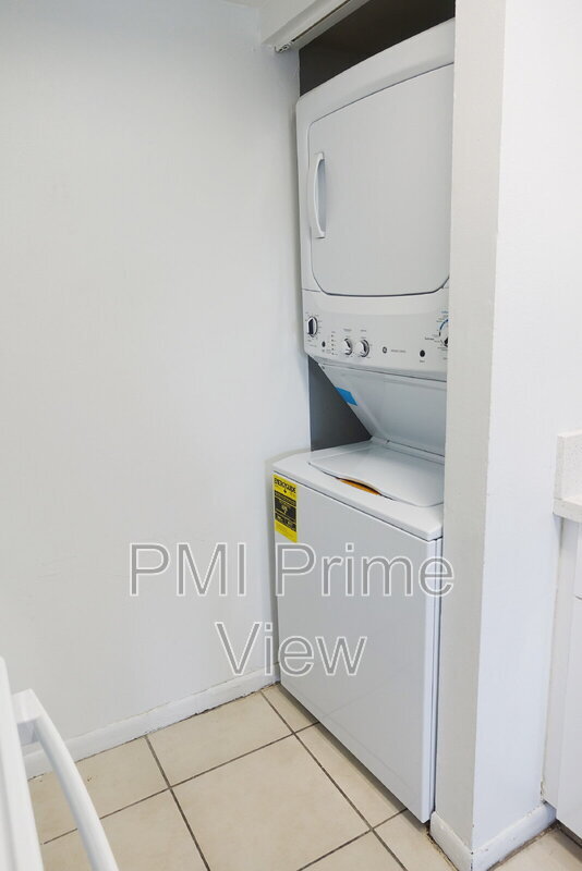 Building Photo - 15221 SW 80th St