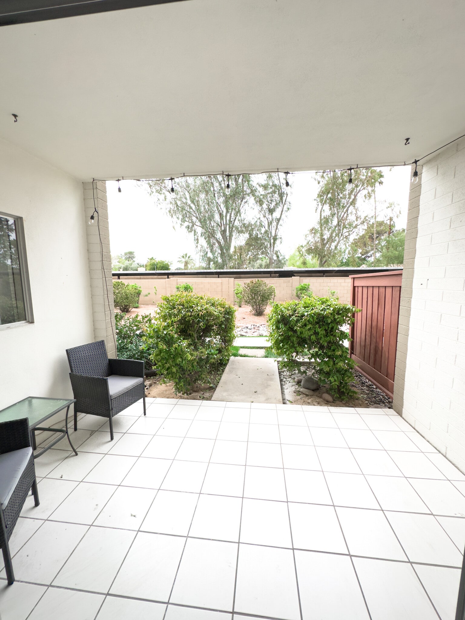 Building Photo - 6125 E Indian School Rd