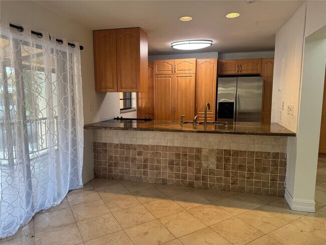 Building Photo - 7000 Crown Gate Ct