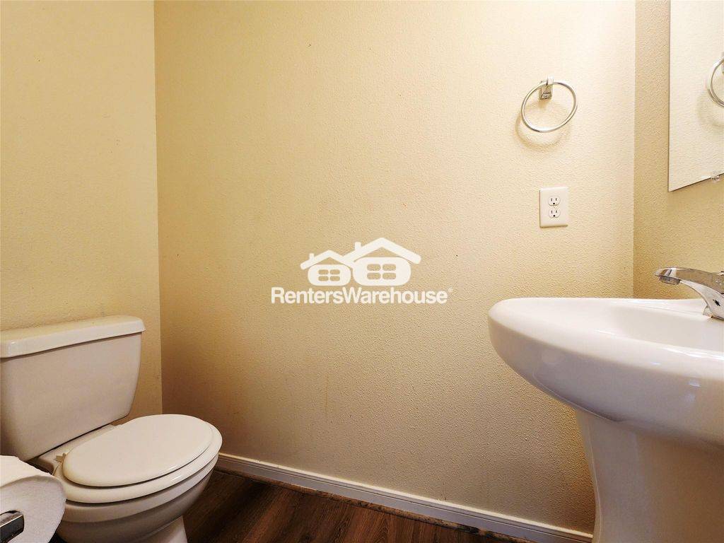 Building Photo - 4075 Mossy Spring Ln