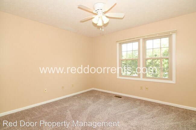 Building Photo - 4 br, 2.5 bath House - 12854 Fleetwood Drive