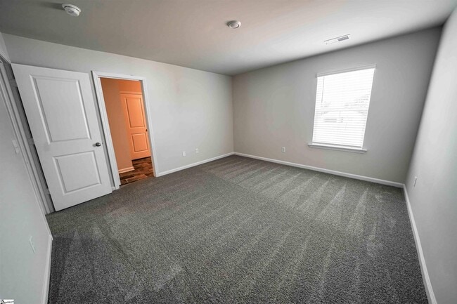 Building Photo - 112 Myers Ln
