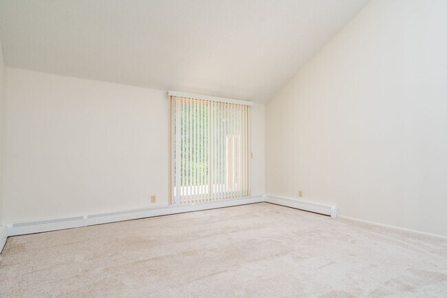 Interior Photo - Aspen Oaks