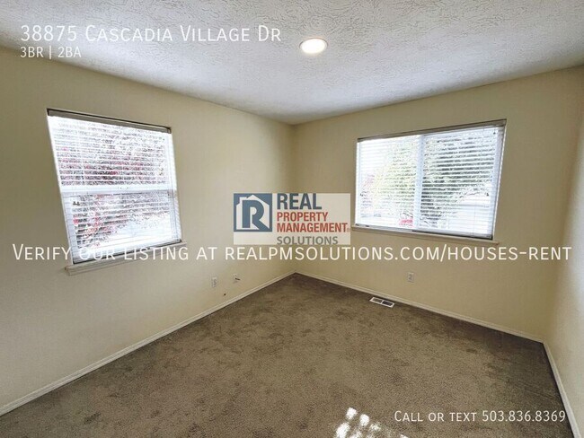 Building Photo - 38875 Cascadia Village Dr