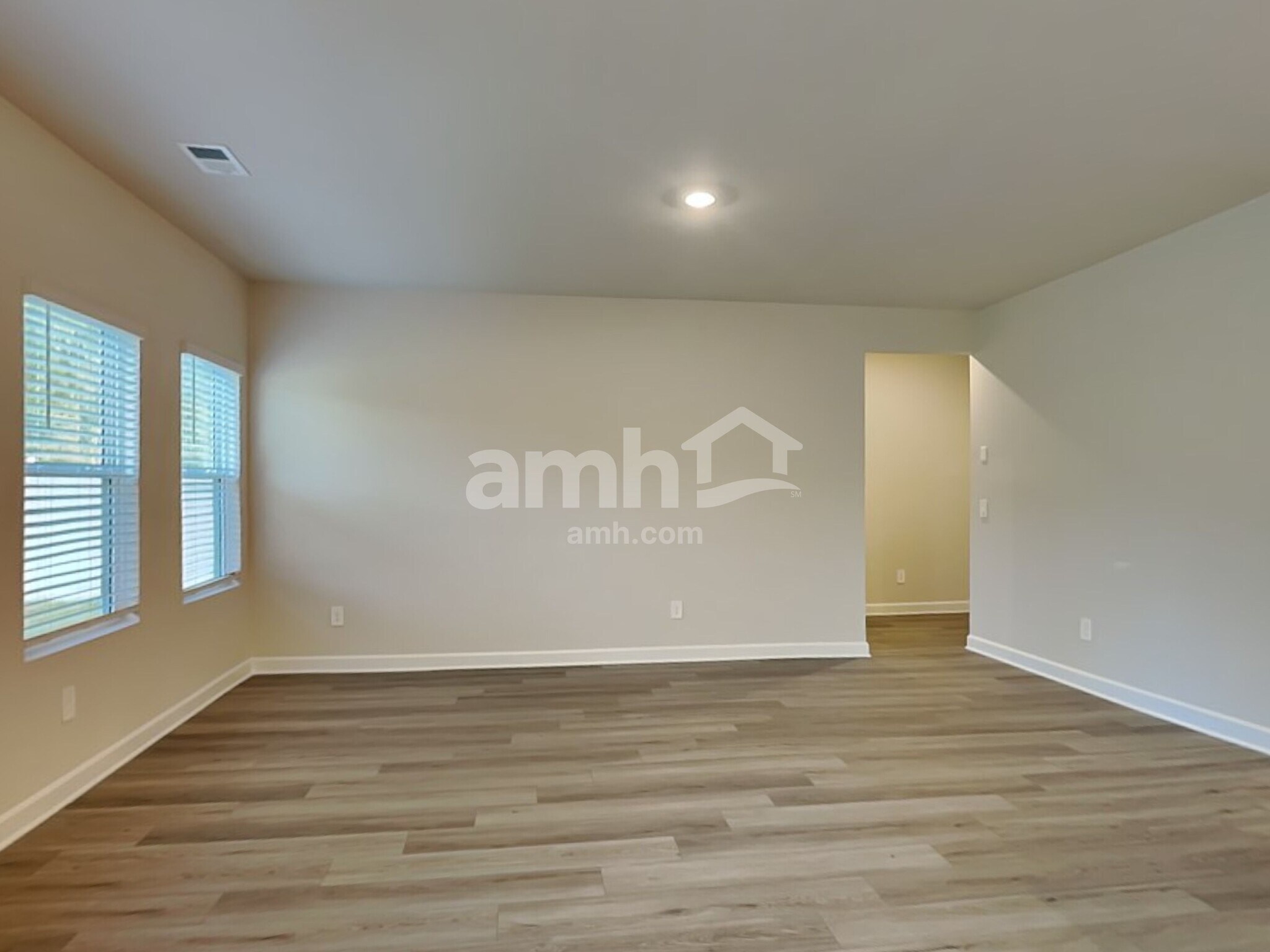 Building Photo - 769 Treeline Rd