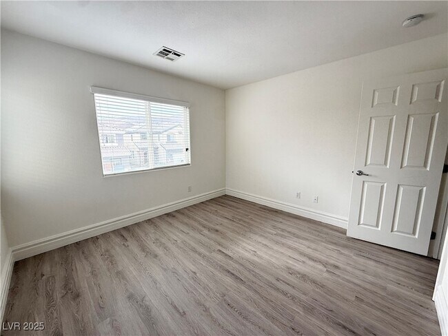 Building Photo - 9748 Waukegan Ave