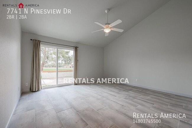 Building Photo - Resort Style Living