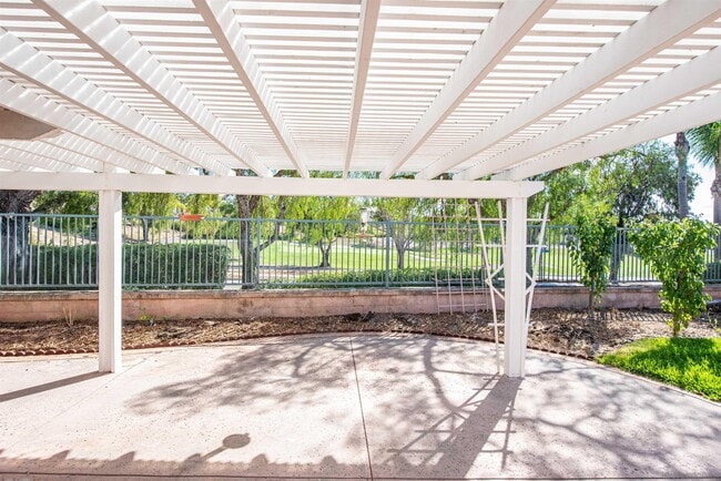 Building Photo - 11323 Caminito Corriente