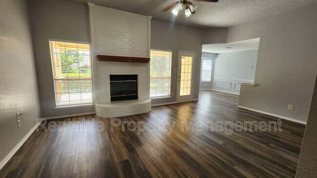 Building Photo - 6717 Copperwood Ct