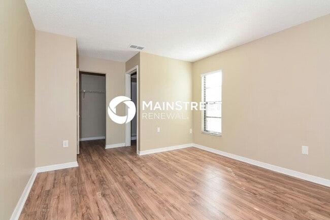 Building Photo - 3 Bedroom Pet-Friendly Home in Spring Hill...