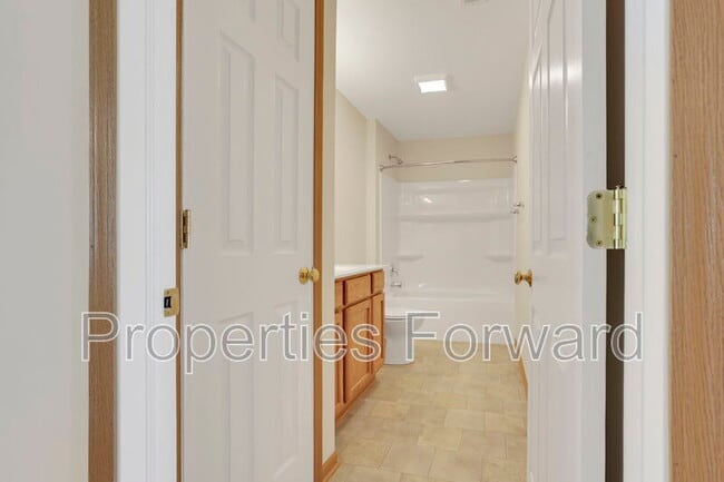 Building Photo - 4031 Elm St