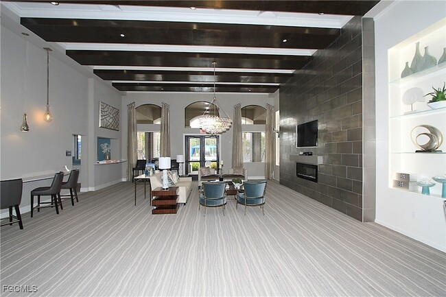 Building Photo - 11660 Meadowrun Cir