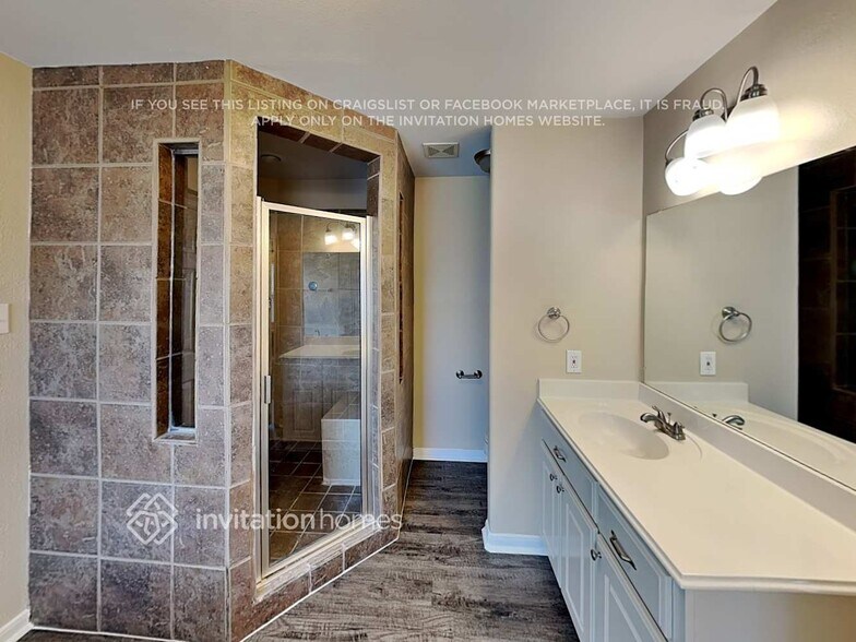 Building Photo - 3902 Enclave Mist Ln