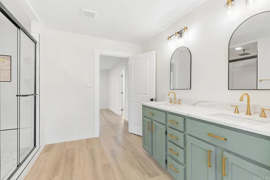 Building Photo - 83 Dunn Hill Cir