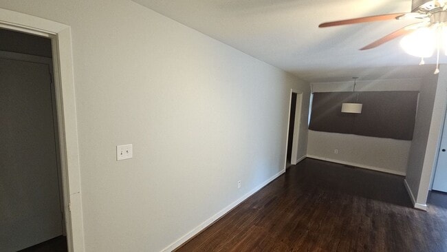 Building Photo - MOVE IN SPECIAL!! LIMITED TIME ONLY!! FIRST MONTHS FREE! $45 APPLICATION FEE SPECIAL!!