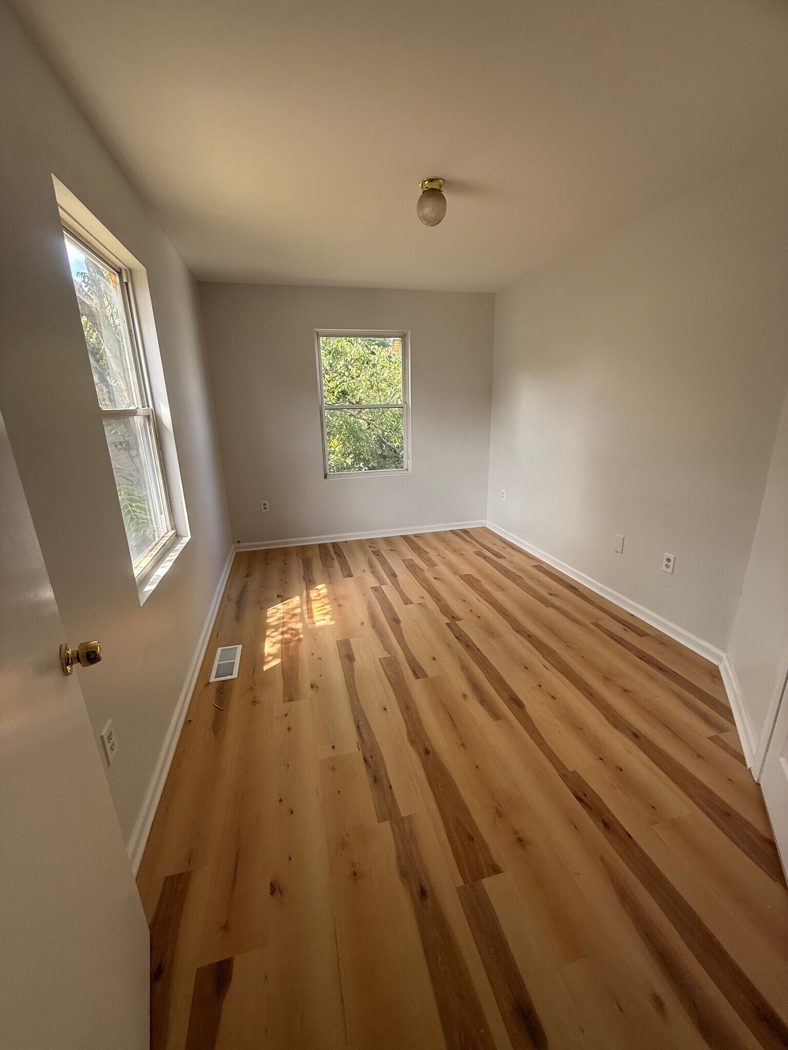 Building Photo - 21 Avenue A
