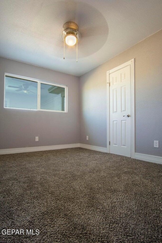 Building Photo - 5837 Marlin Dr