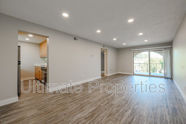 Building Photo - 4727 E Lafayette Blvd