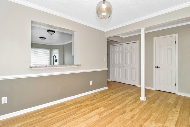 Building Photo - 5632 Gates Landing Rd