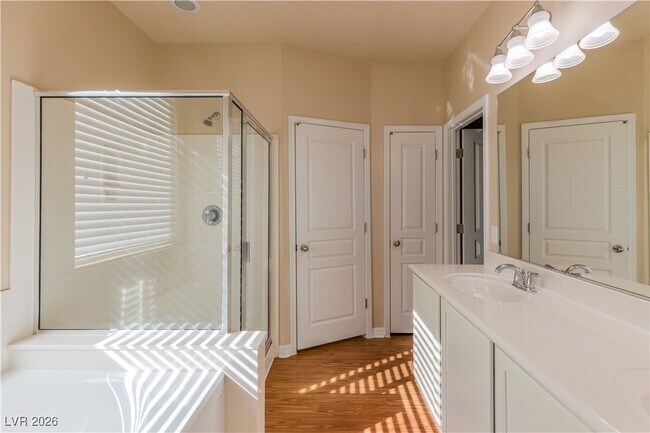 Building Photo - 10279 Mopan Rd