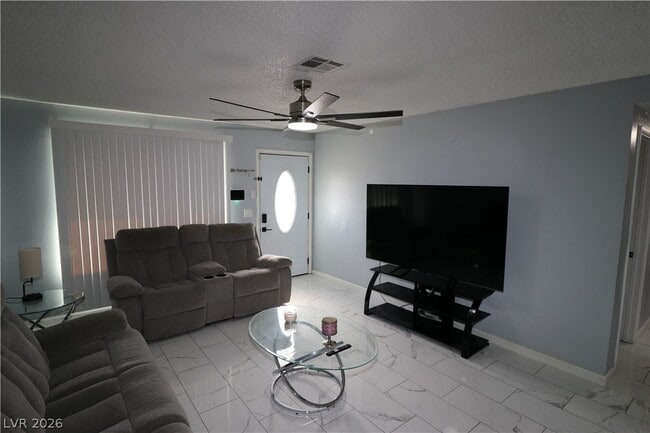 Building Photo - 4800 Fernley Way