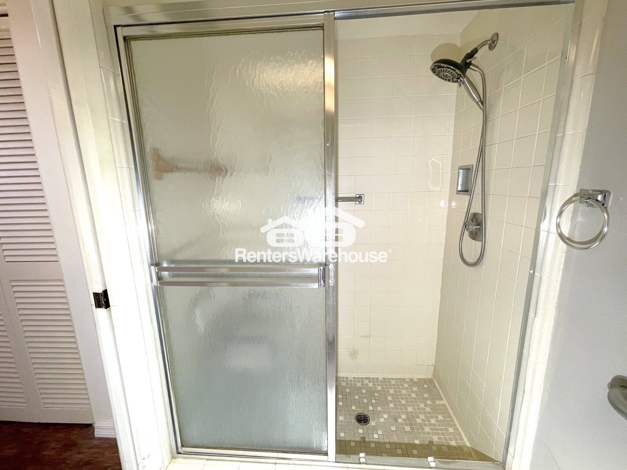 Building Photo - 11241 Dollar Lake Dr