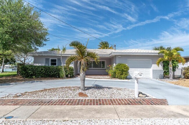 Building Photo - 9020 Gulf Blvd