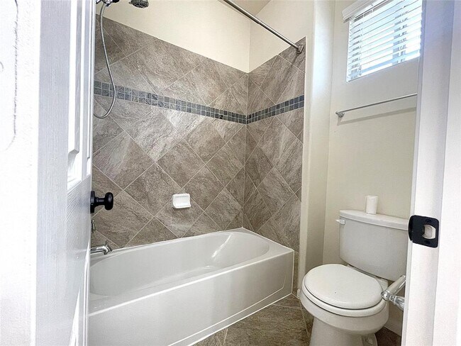 Building Photo - 5366 Blue Mountain Ln