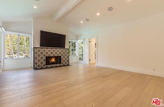 Building Photo - 9823 Cardigan Pl