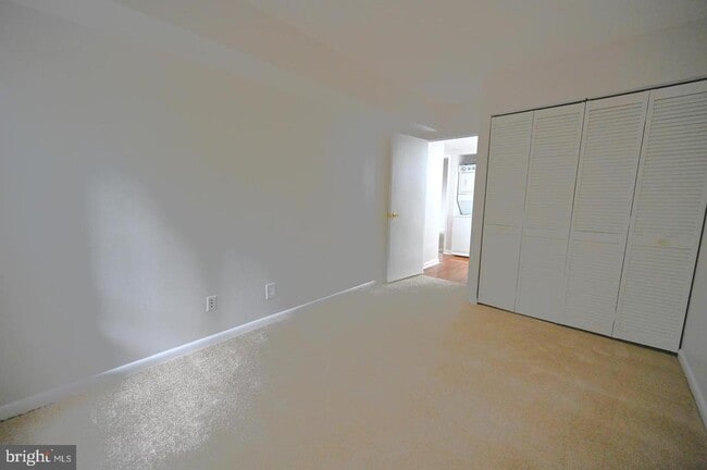 Building Photo - 2237 Castle Rock Square