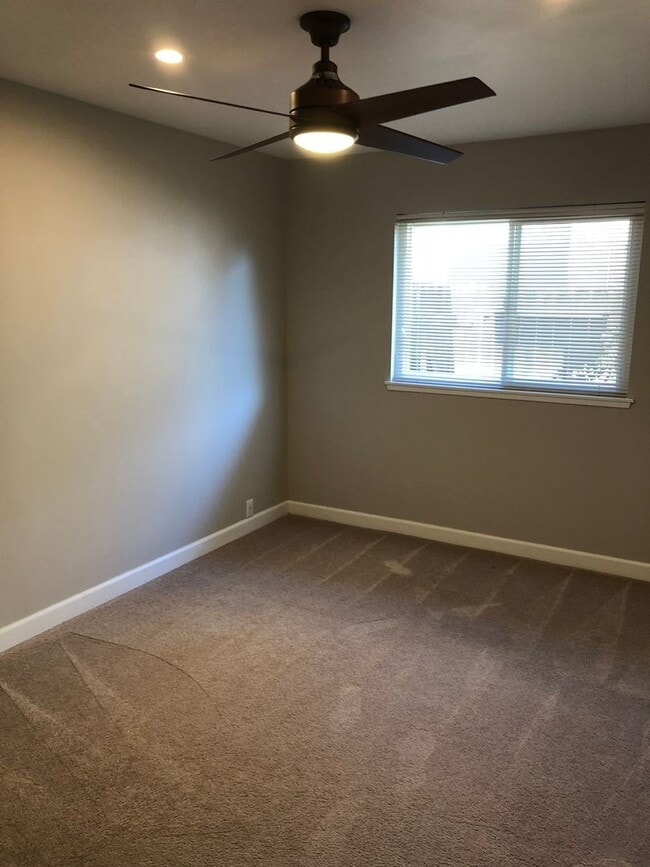 Building Photo - Well maintained, updated Goleta home