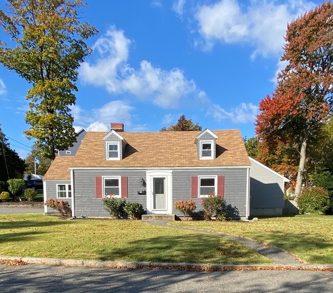 23 Mt Hood Terrace 23 Mt Hood Terrace Melrose MA 02176 Apartment Finder