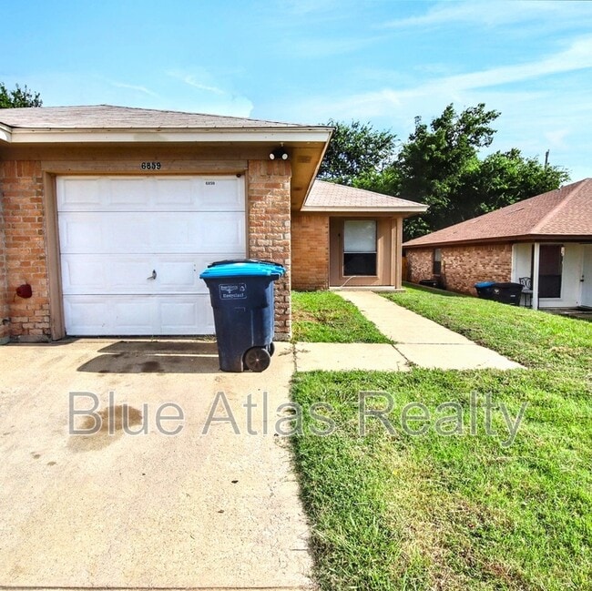 Building Photo - 6859 S Creek Dr