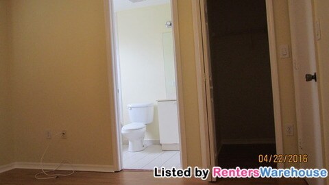 Building Photo - 1623 SE 31st Ct