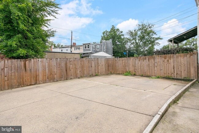 Building Photo - 4023 New Hampshire Ave NW