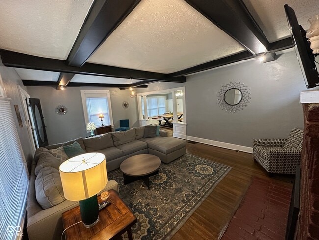 Building Photo - 4130 Rookwood Ave