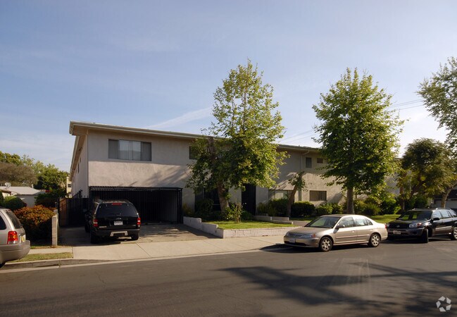 Building Photo - 4749 Denny Ave