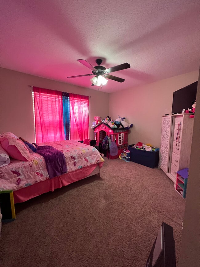 Building Photo - 616 Piedmont Ave