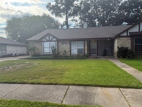 Building Photo - 2434 Spring Dusk Dr