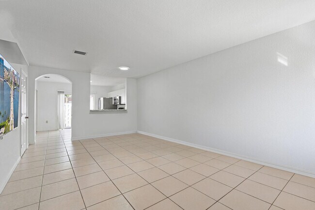 Building Photo - 13765 SW 171st Terrace