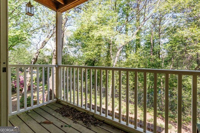 Building Photo - 3005 Seven Pines Ln