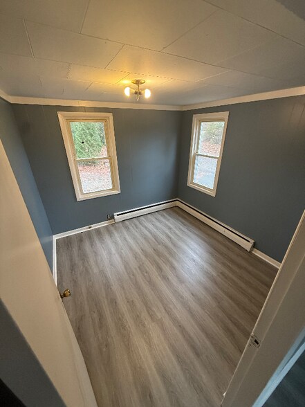 Building Photo - 311 Arnold Rd