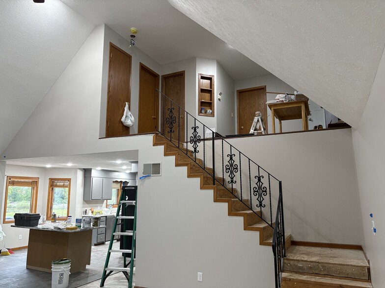 Building Photo - 6163 N Holmes Rd