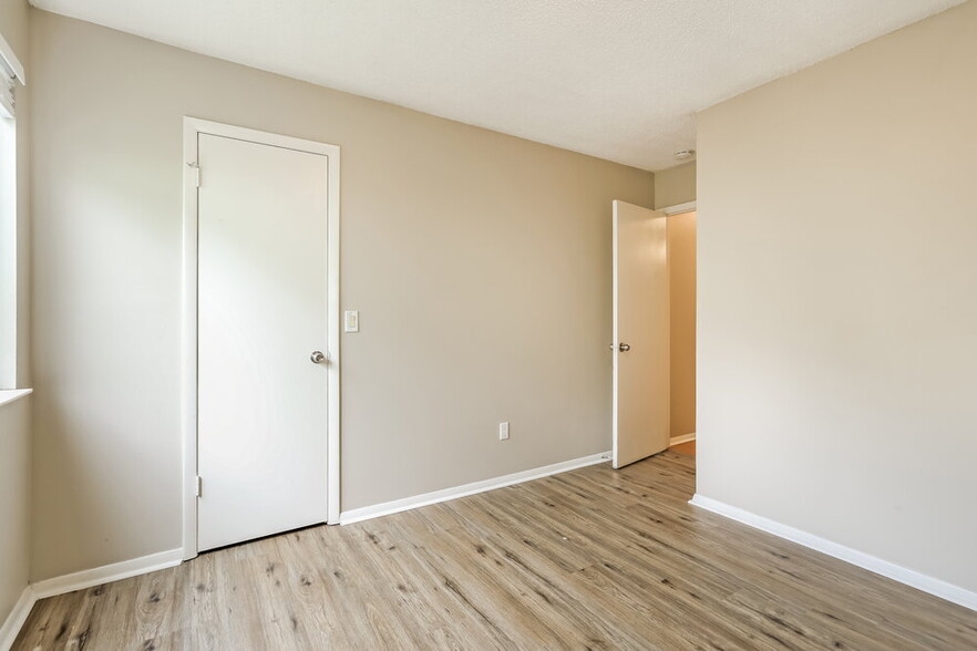 Building Photo - 4767 Wassail Dr