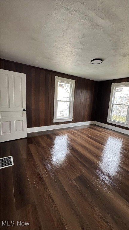 Building Photo - 141 Locust St