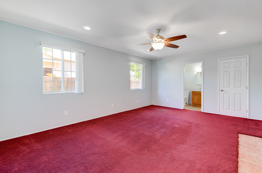 Master Bedroom - 2363 Fleetwood St