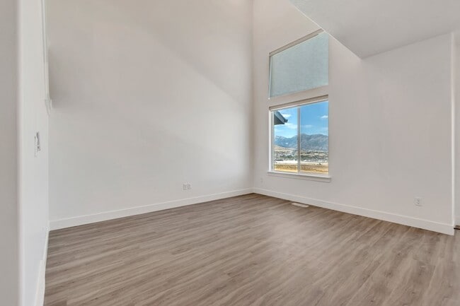Building Photo - 2698 Blue Dawn Ln