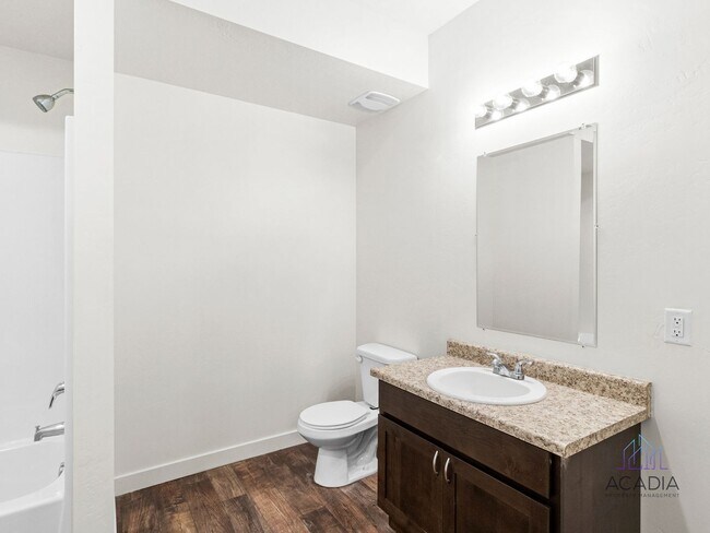 Building Photo - 533 S 850 E